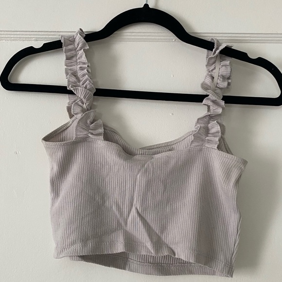 Sunday Best Grey Ruffle Crop Tank size S - Picture 2 of 3